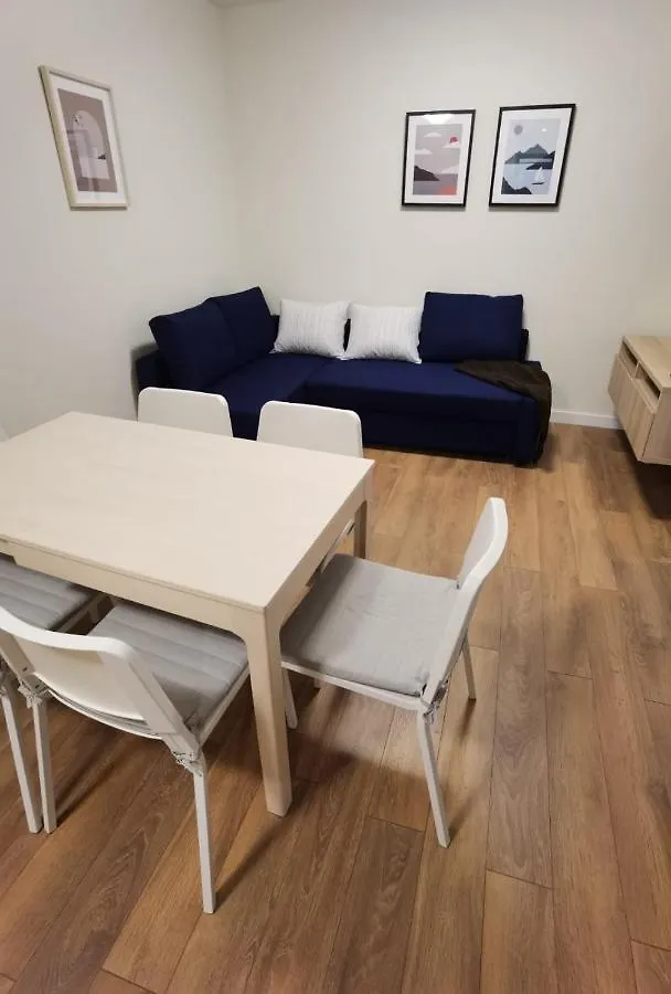 Style 2Br*** Apartment Split